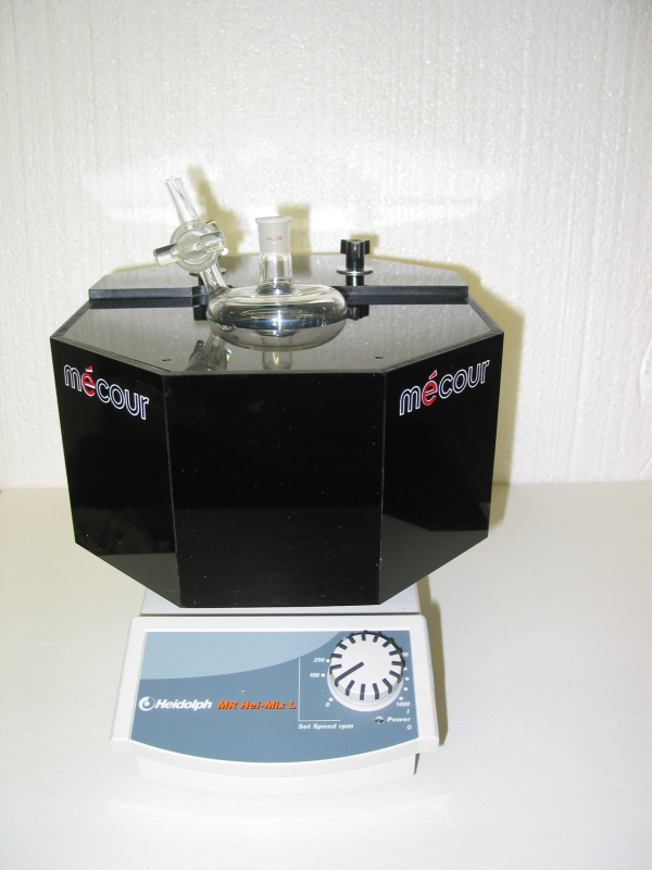  70C Reaction Vessel & Stir Plate System resized 600